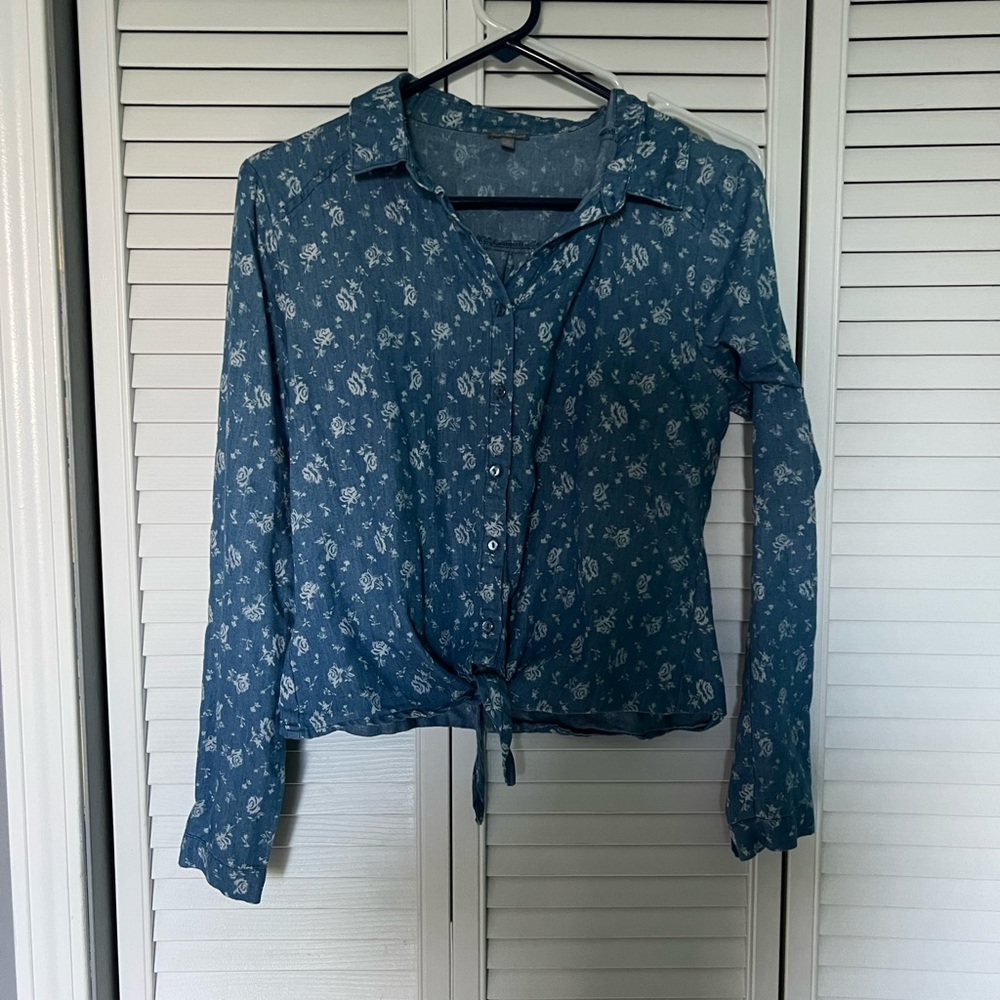 denim floral shirt EUC! worn once :)